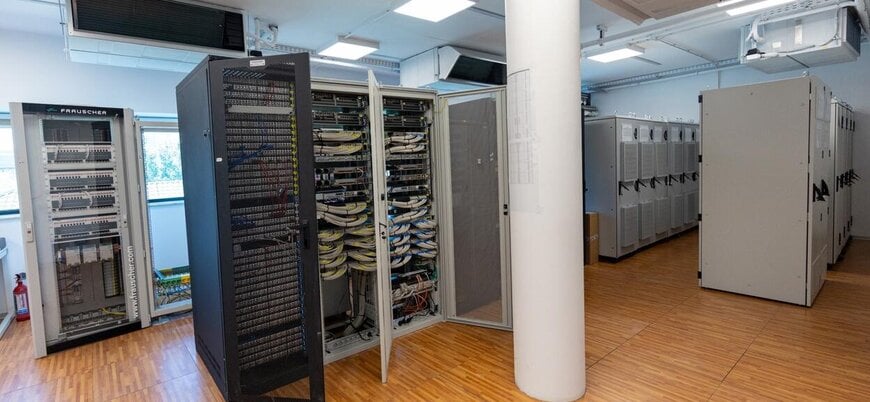Alstom expands and upgrades engineering testing laboratory in Romania to accelerate innovation in signalling and electrification