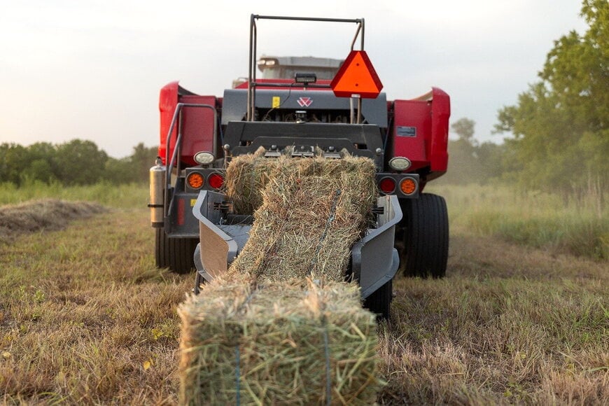 Bale Singulation Chute Optimizes Field Collection Efficiency
