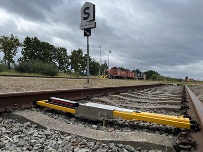 Dual Inventive’s RCS 3000 Remote-Controlled Signal Certified for Worksite Protection