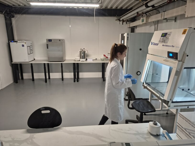 Le Groupe Emitech lance une nouvelle offre d'essais FUNGUS pour qualifier la r&eacute;sistance des &eacute;quipements aux contaminations fongiques
