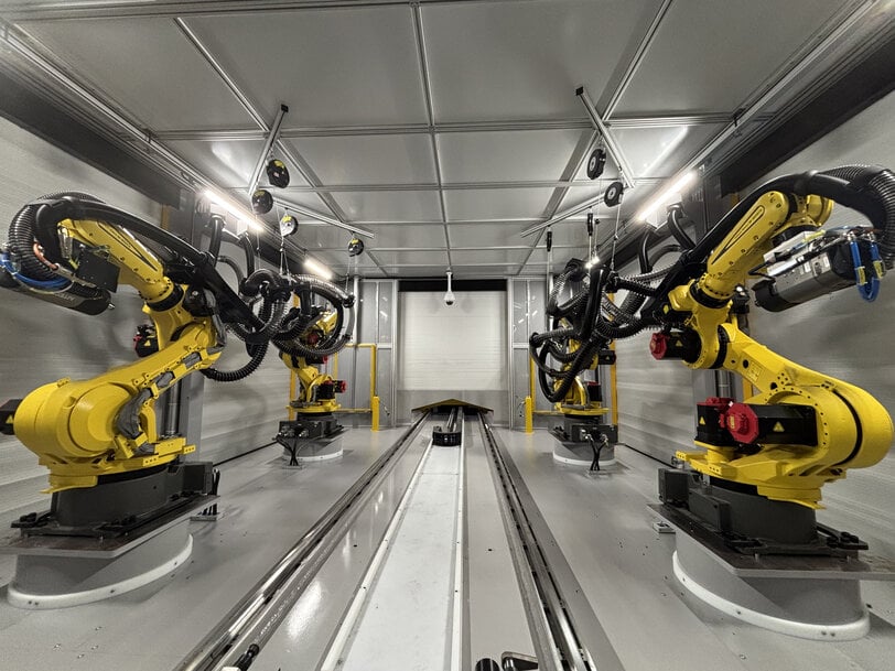 Large-Part Machining Transformed with High-Precision Robotics